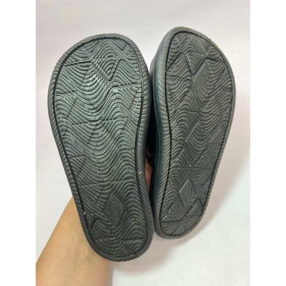 Chaco Kids Tie-Dye Slide Sandals, Black Sole, Adjustable Outdoor Summer Slip-Ons - Picture 8 of 10